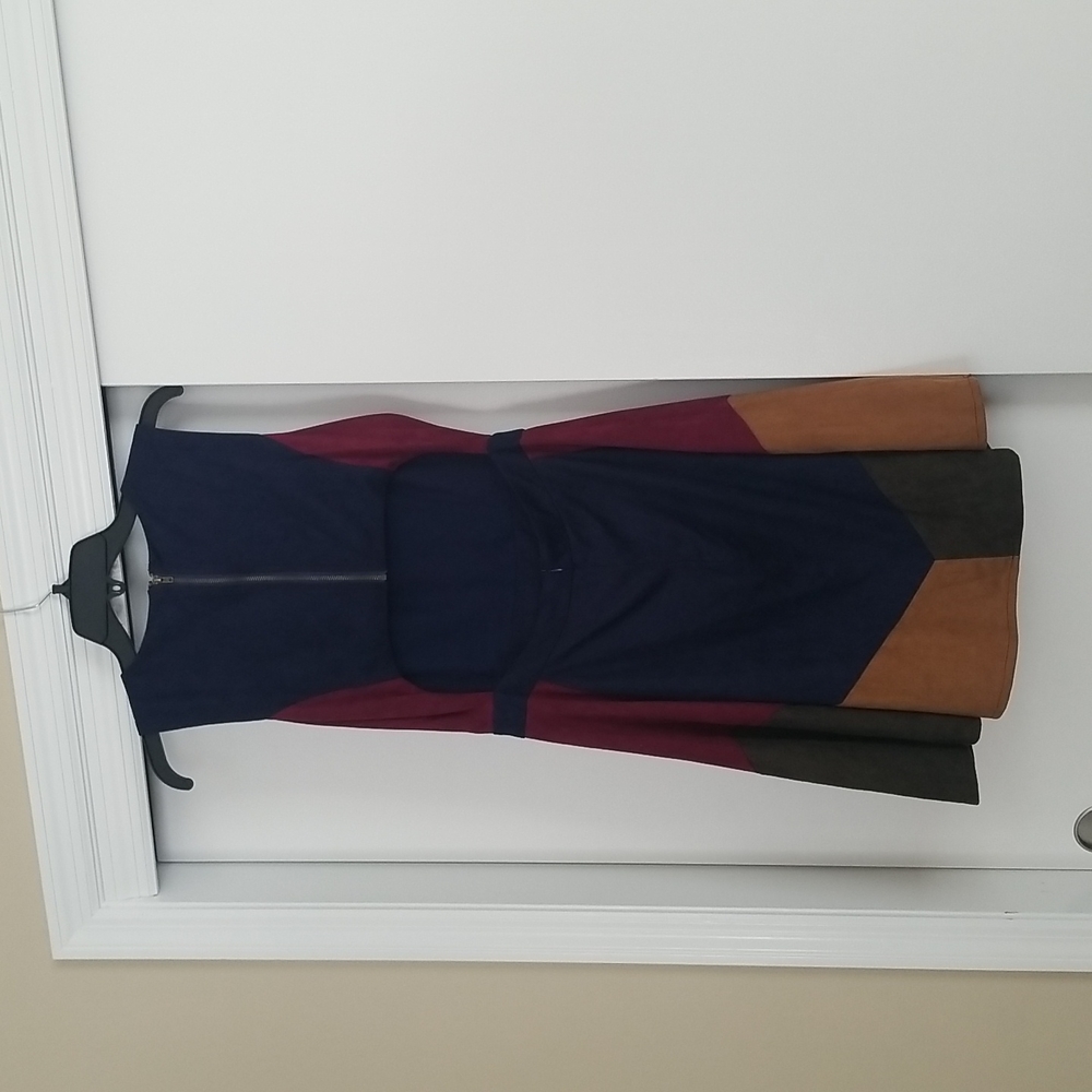 Design Lab Dress - Picture 4 of 7